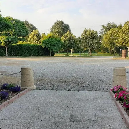 Agriturismo Fattoria Corte Roeli-3